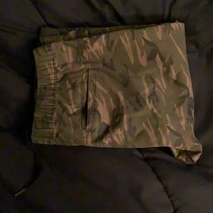 Cotton on camo jogger pants khakis sz 34 green